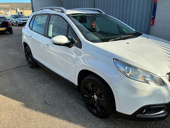 Used Peugeot 2008 2014 for sale - 77822217: Photo