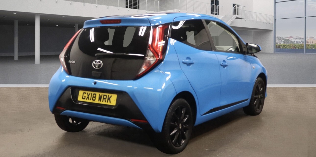 Used Toyota AYGO 2018 for sale - 77336289: Photo 2
