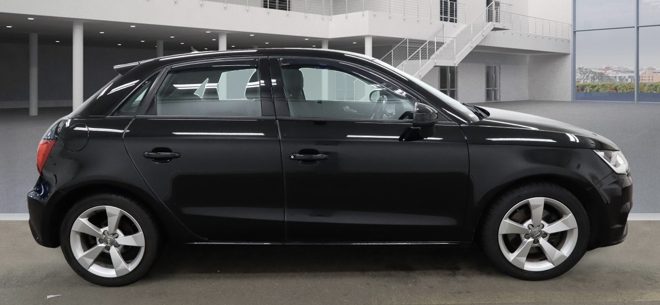 Used Audi A1 2015 for sale - 77370720: Photo 5
