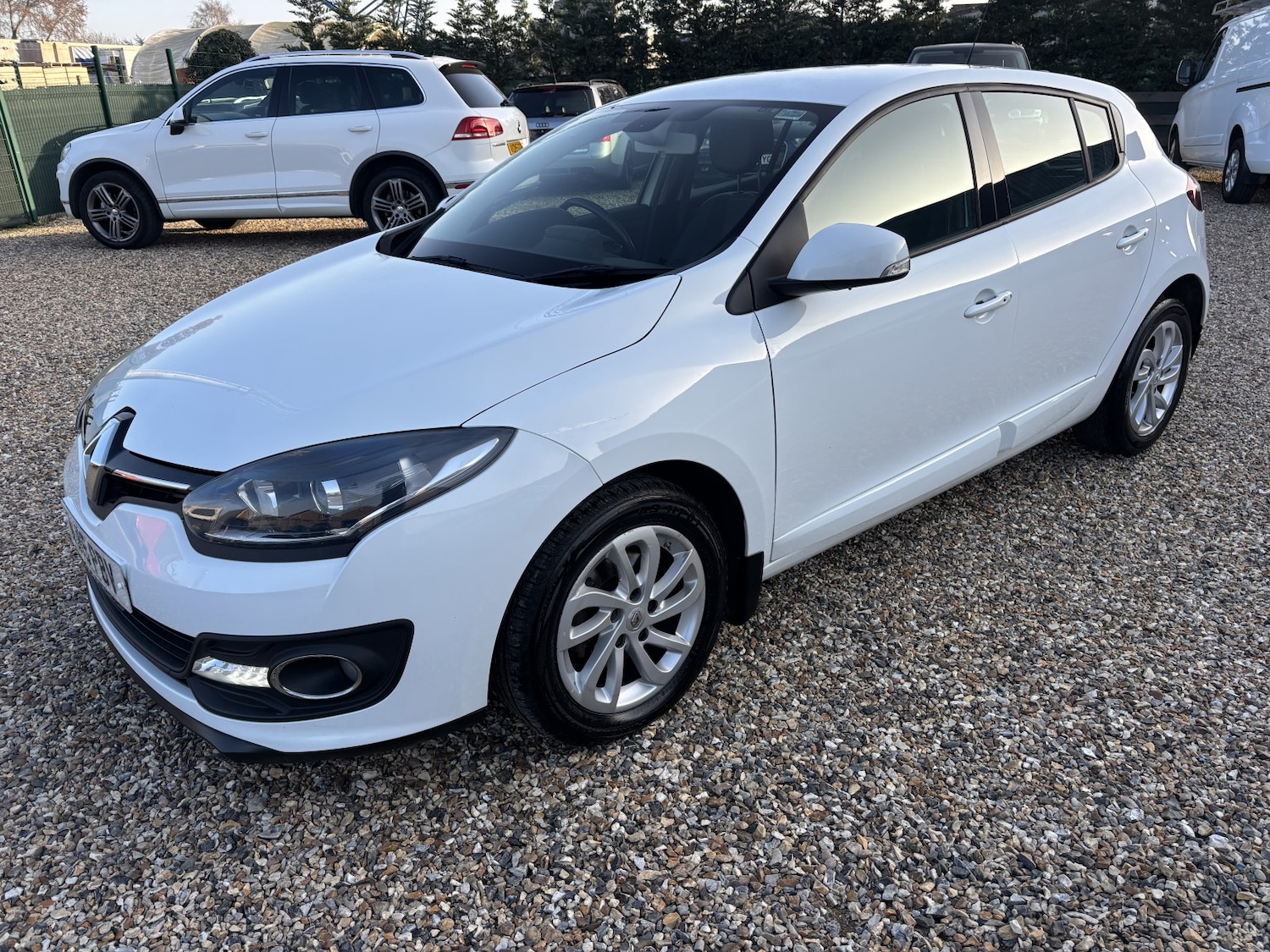 Used Renault Megane 2015 for sale - 77774801: Photo 2