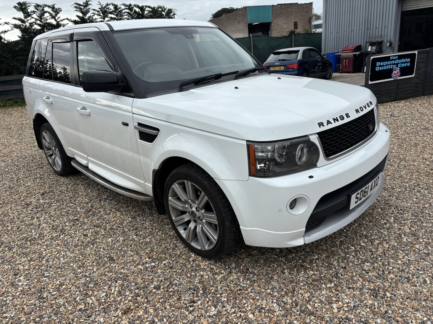 Used Land Rover Range Rover Sport 2011 for sale - 78098316: Photo 2