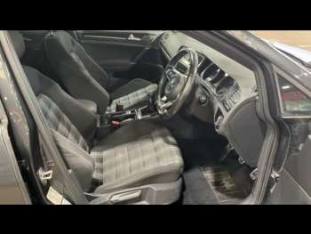 Used Volkswagen Golf 2016 for sale - 75457572: Photo