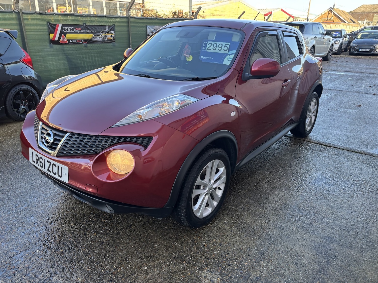 Used Nissan Juke 2011 for sale - 76784976: Photo 2