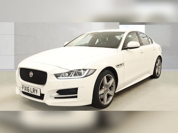 Used Jaguar XE 2016 for sale - 78483932: Photo