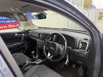 Used Kia Sportage 2017 for sale - 79872642: Photo