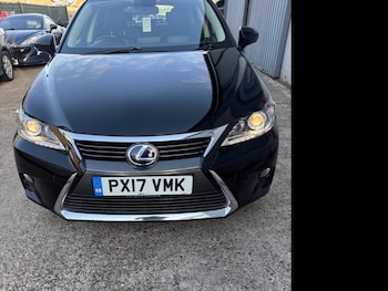 Used Lexus CT 2017 for sale - 76293221: Photo 3