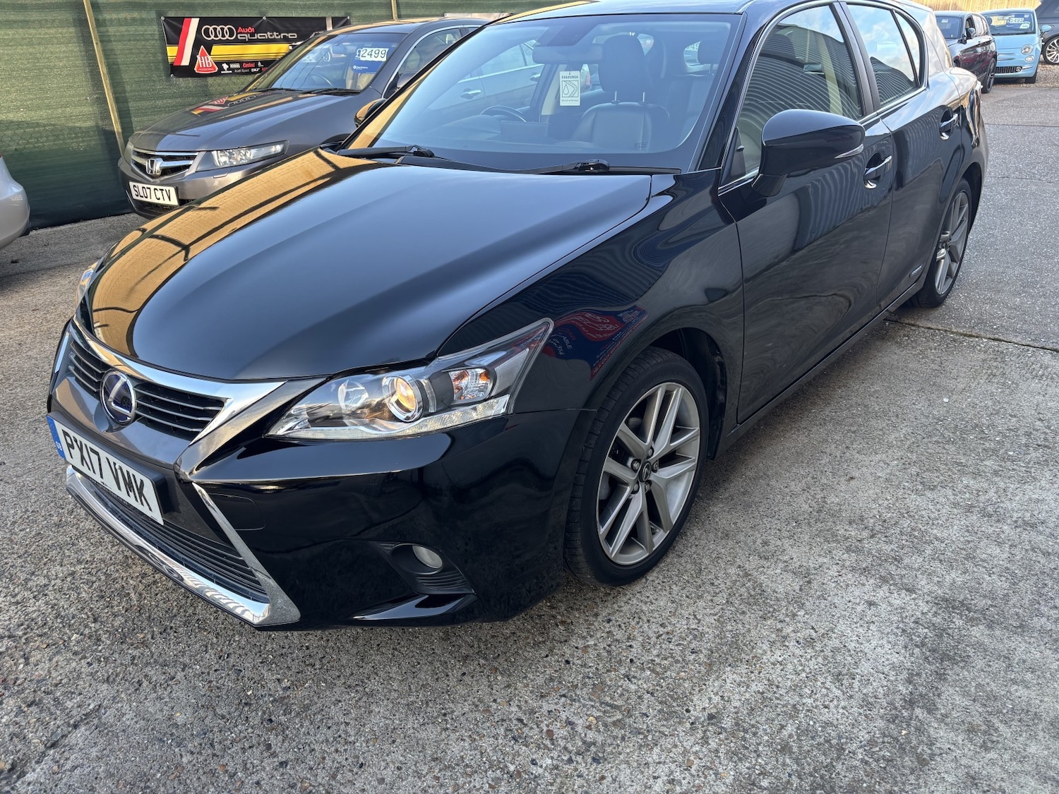 Used Lexus CT 2017 for sale - 76293221: Photo 4