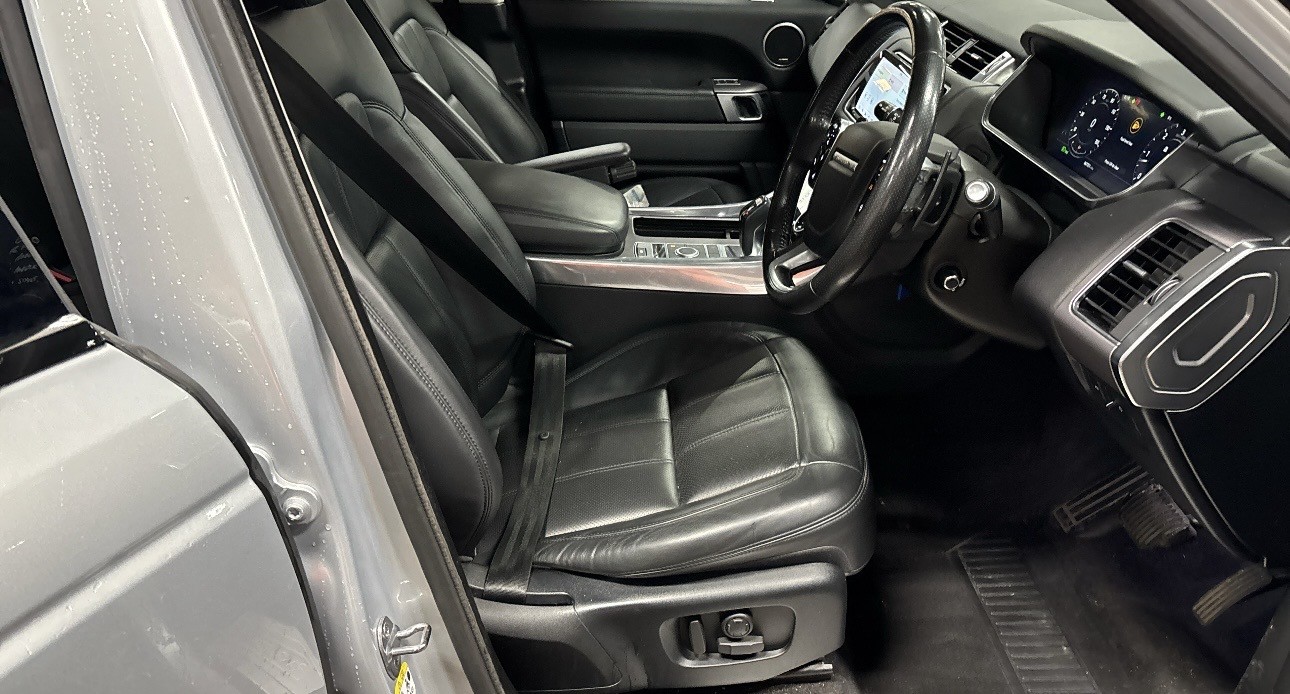 Used Land Rover Range Rover Sport 2018 for sale - 77997221: Photo 9