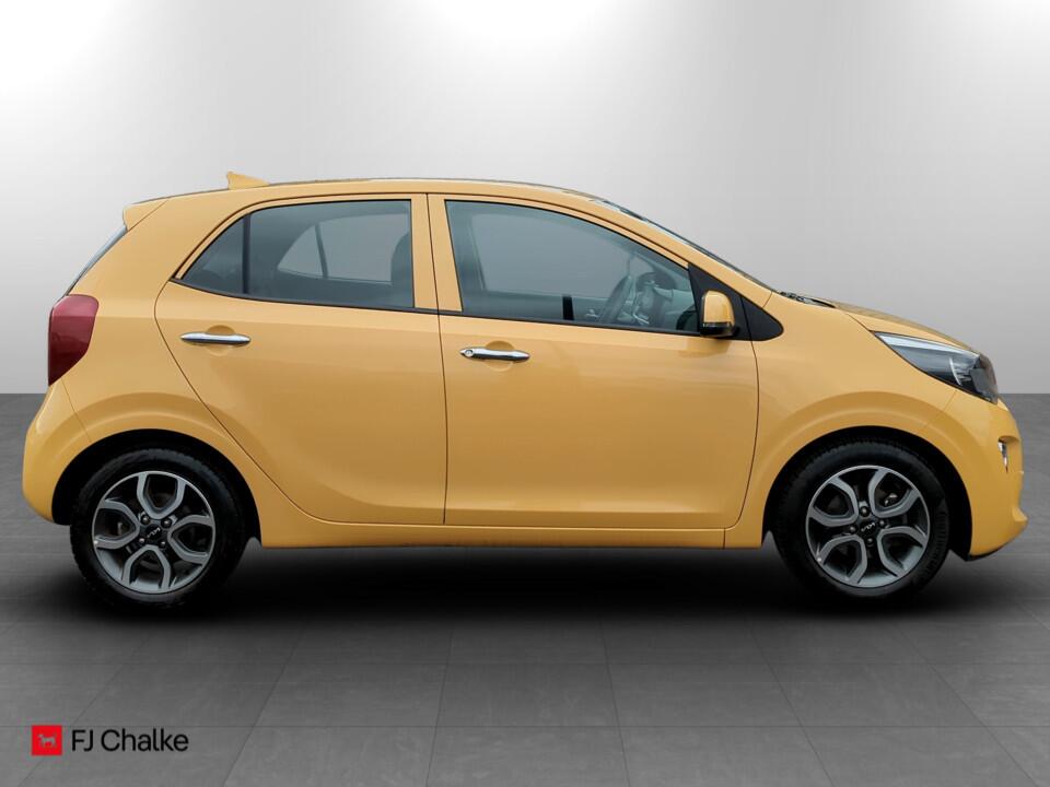 Used Kia Picanto 2022 for sale - 76996424: Photo 2