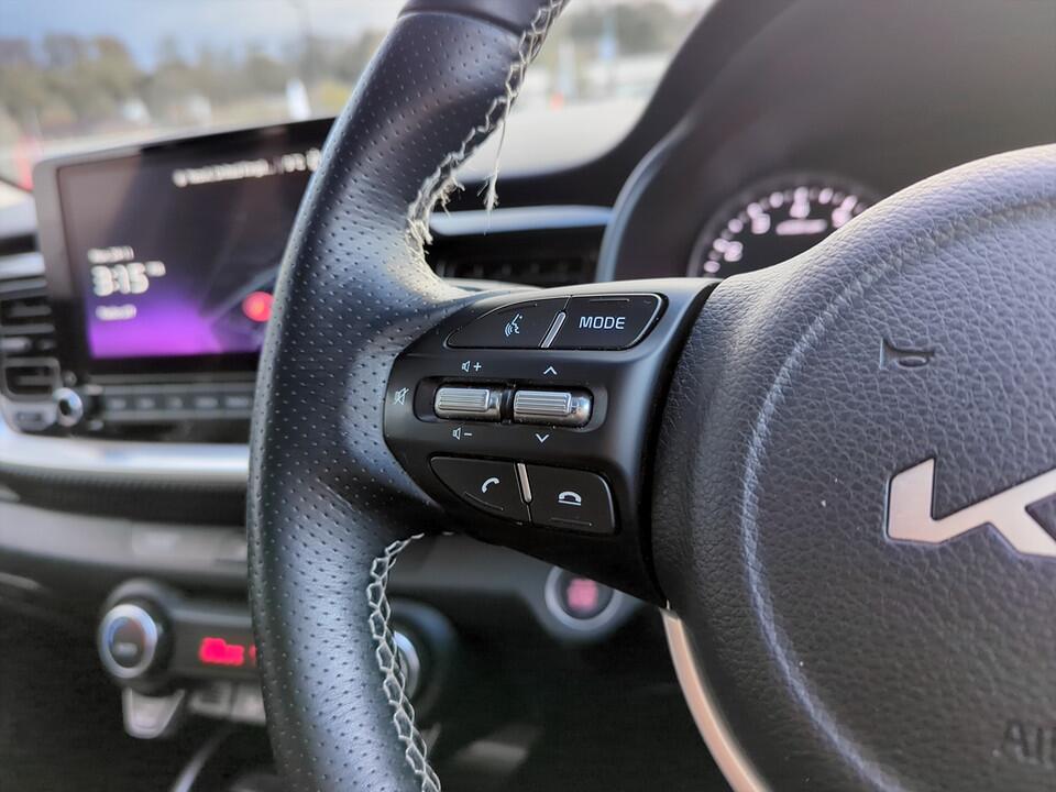 Used Kia Stonic 2023 for sale - 76633174: Photo 16