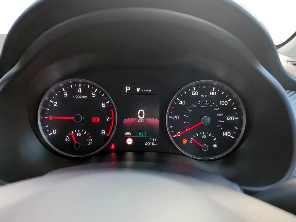 Used Kia Stonic 2023 for sale - 76633174: Photo 17