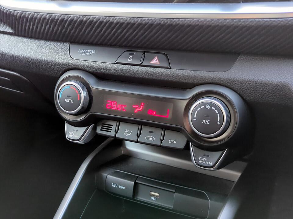 Used Kia Stonic 2023 for sale - 76633174: Photo 21