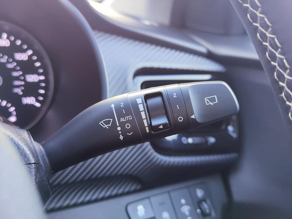 Used Kia Stonic 2023 for sale - 76633174: Photo 25