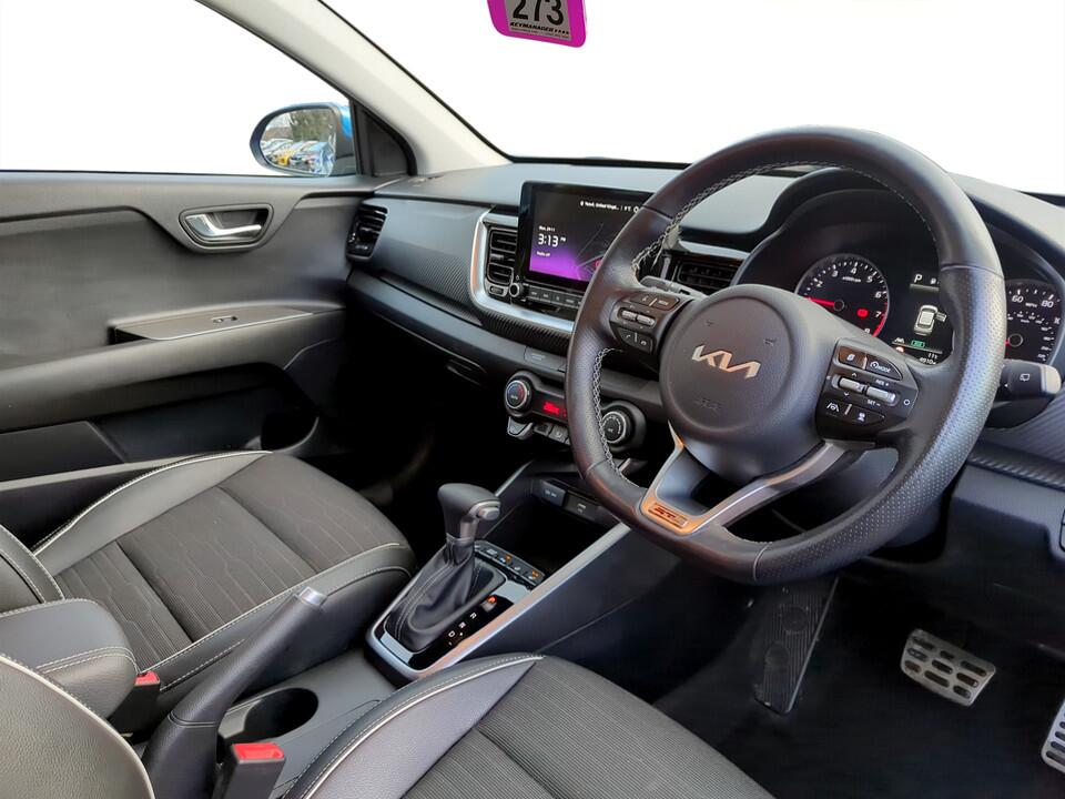 Used Kia Stonic 2023 for sale - 76633174: Photo 6