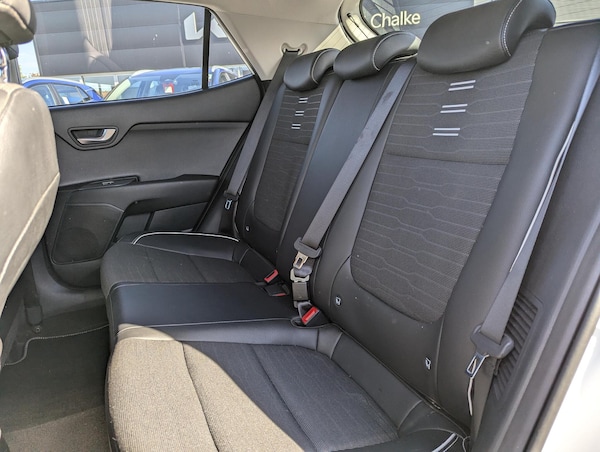 Used Kia Stonic 2022 for sale - 76151474: Photo 11