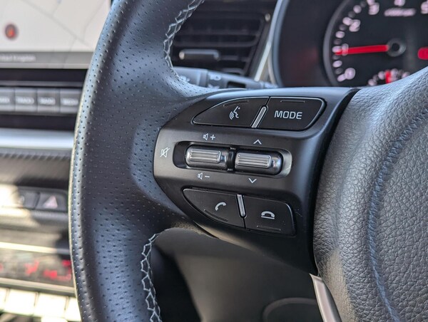 Used Kia Stonic 2022 for sale - 76151474: Photo 15