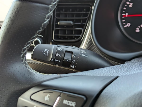 Used Kia Stonic 2022 for sale - 76151474: Photo 17