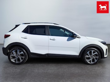 Used Kia Stonic 2022 for sale - 76151474: Photo 3