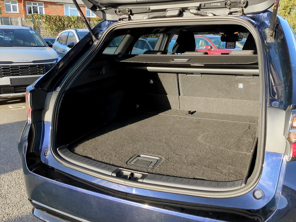 Used Suzuki Swace for sale - 76996248: Photo 11