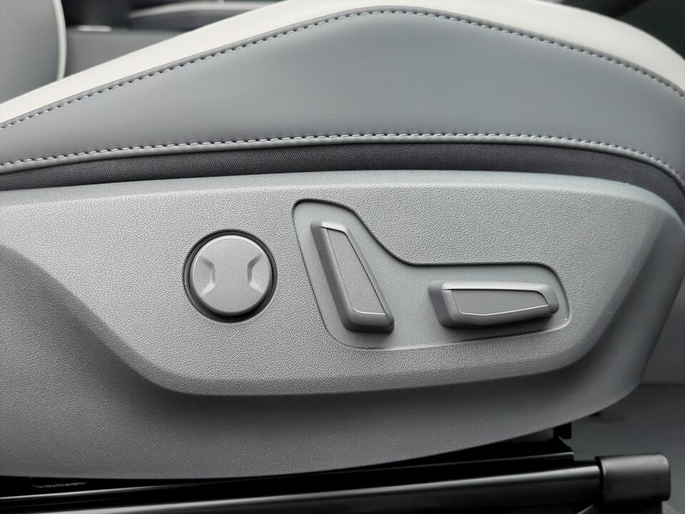 Used Kia EV3 2025 for sale - 76152489: Photo 14