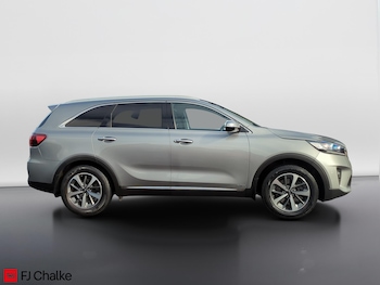 Used Kia Sorento 2018 for sale - 77737042: Photo
