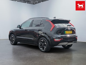 Used Kia Niro 2023 for sale - 76152278: Photo 2