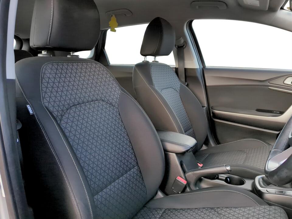 Used Kia Ceed 2020 for sale - 76315090: Photo 8