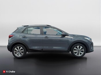 Used Kia Stonic 2023 for sale - 78561734: Photo
