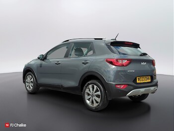 Used Kia Stonic 2023 for sale - 78561734: Photo