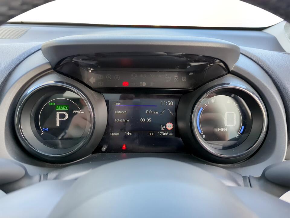 Used Toyota Yaris 2023 for sale - 77479159: Photo 16