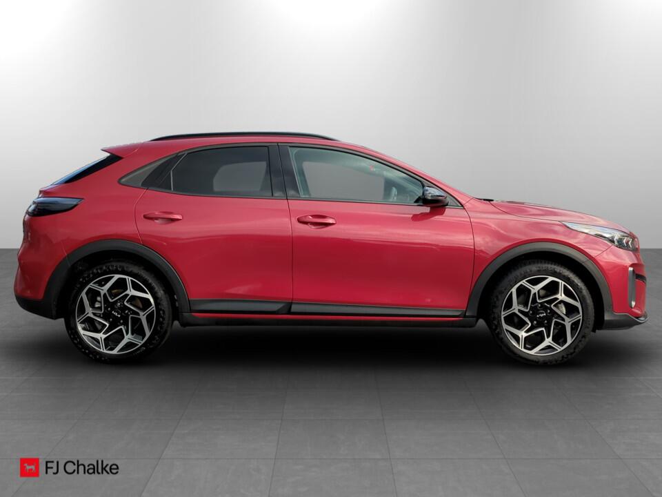 Used Kia XCeed 2025 for sale - 77696574: Photo 2