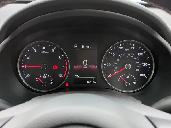 Used Kia Stonic 2022 for sale - 76151966: Photo 15