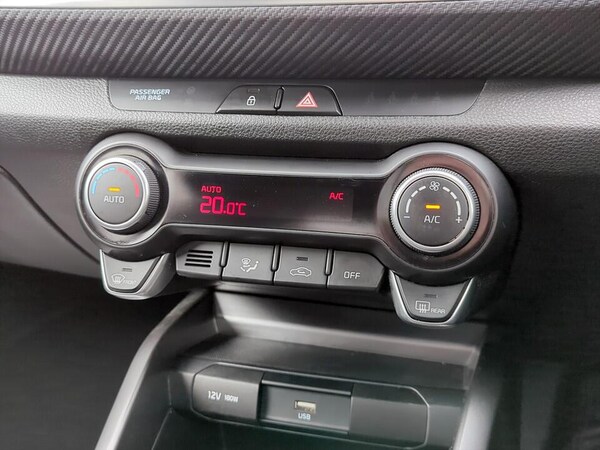 Used Kia Stonic 2022 for sale - 76151966: Photo 19