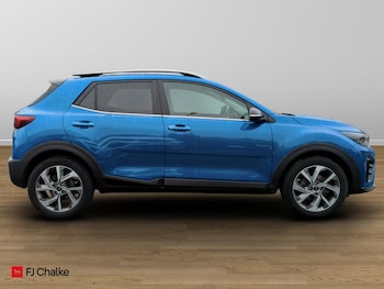Used Kia Stonic 2022 for sale - 76151966: Photo 2