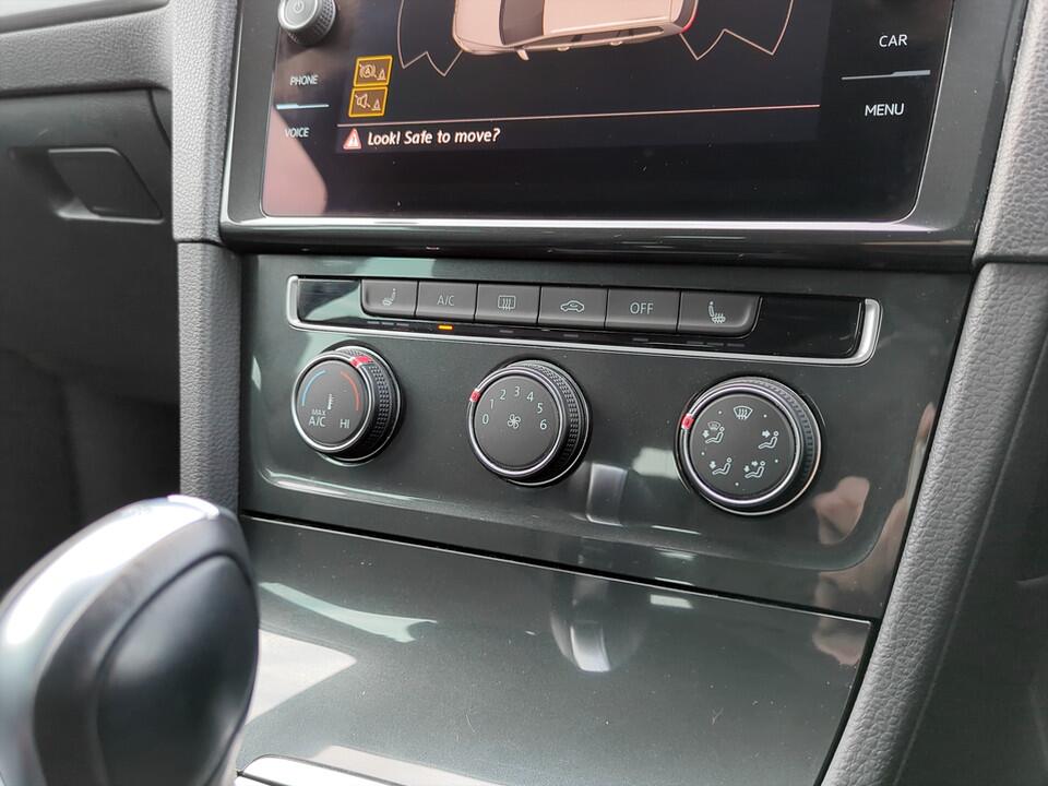 Used Volkswagen Golf 2019 for sale - 76188701: Photo 21