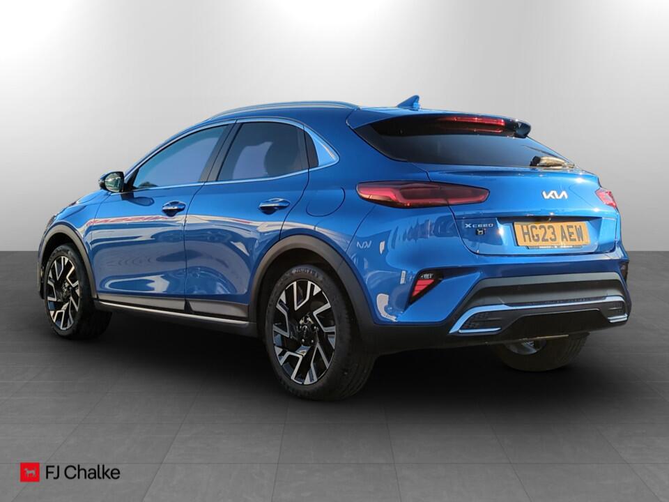 Used Kia XCeed 2023 for sale - 77090874: Photo 4