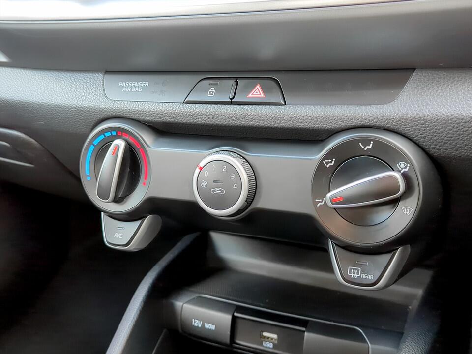 Used Kia Stonic 2024 for sale - 77387113: Photo 19