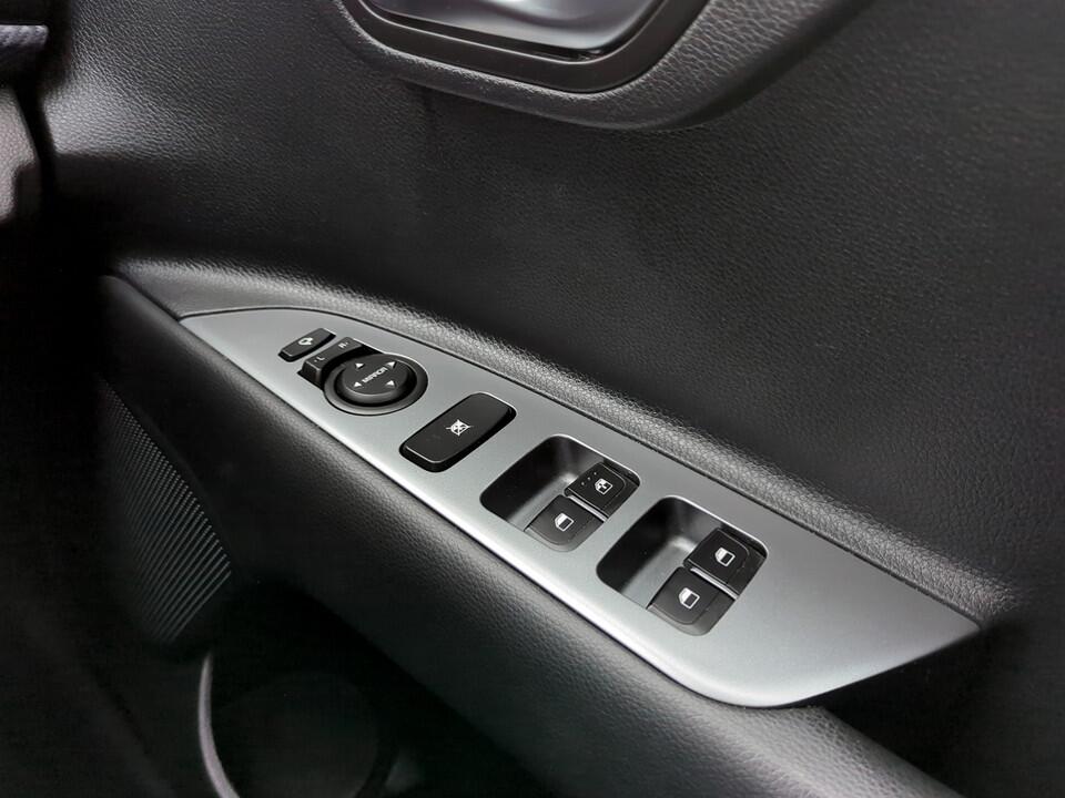 Used Kia Stonic 2024 for sale - 77412024: Photo 18