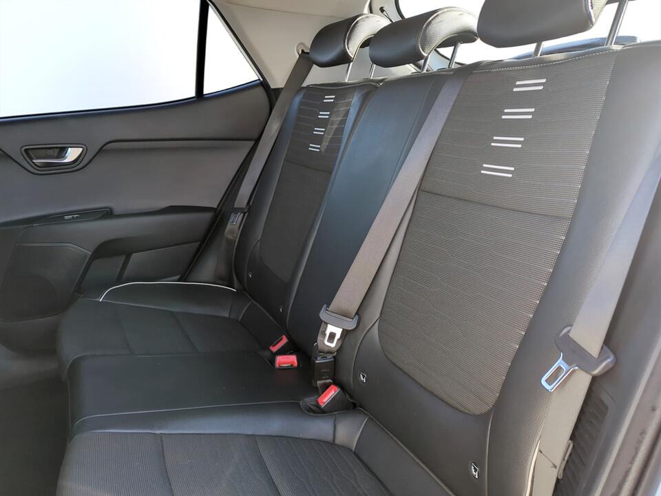 Used Kia Stonic 2023 for sale - 76850404: Photo 10