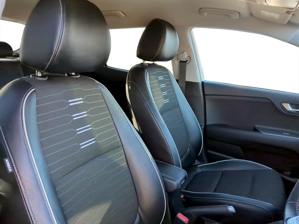 Used Kia Stonic 2023 for sale - 76850404: Photo 13