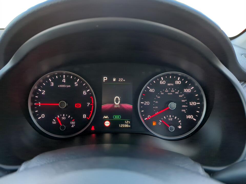 Used Kia Stonic 2023 for sale - 76850404: Photo 17