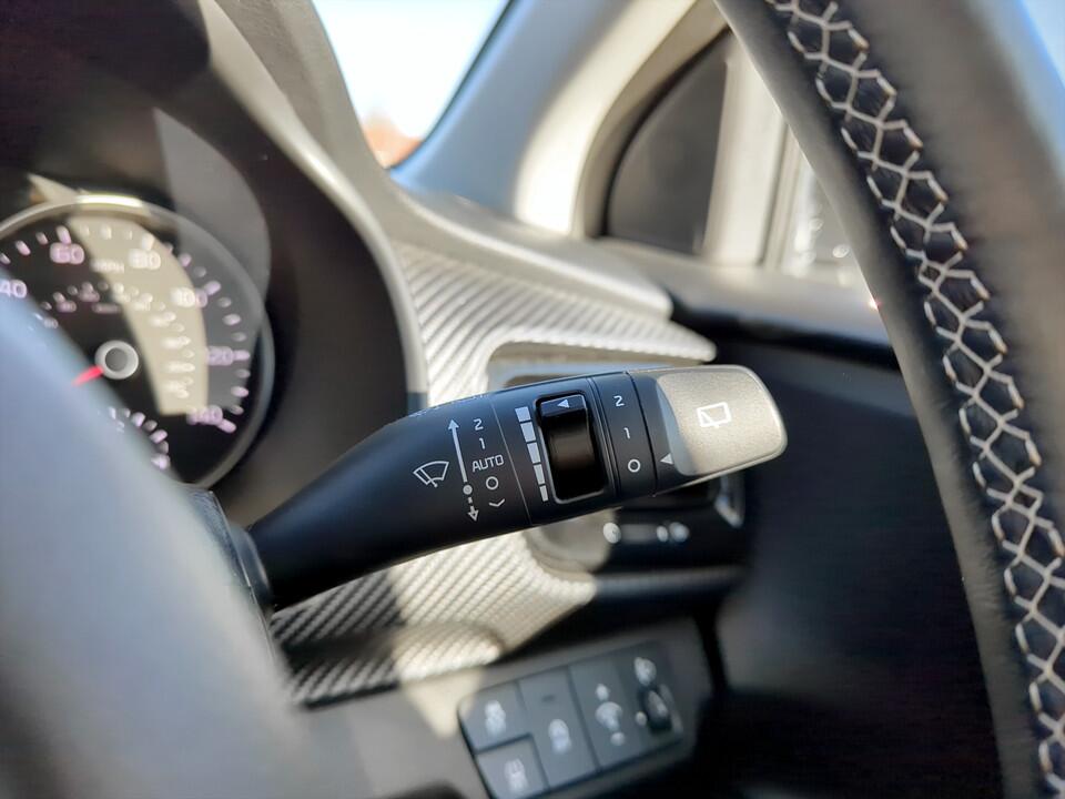 Used Kia Stonic 2023 for sale - 76850404: Photo 25