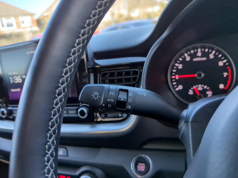 Used Kia Stonic 2023 for sale - 76850404: Photo 26