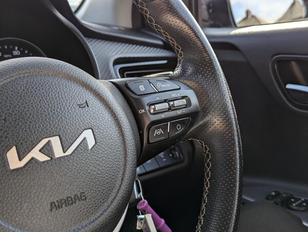 Used Kia Stonic 2022 for sale - 76152522: Photo 15