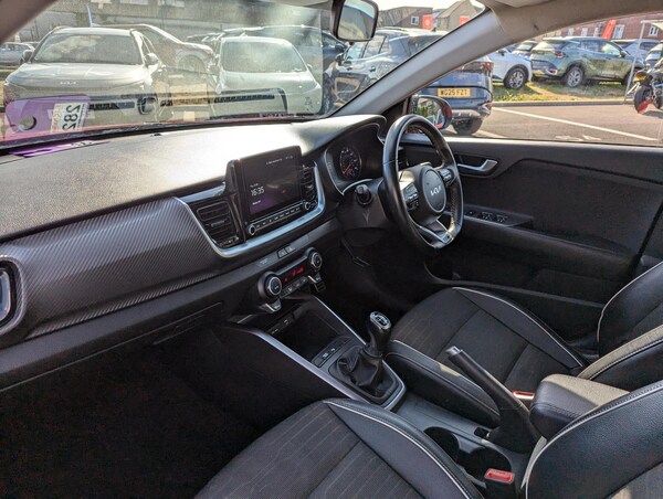 Used Kia Stonic 2022 for sale - 76152522: Photo 7