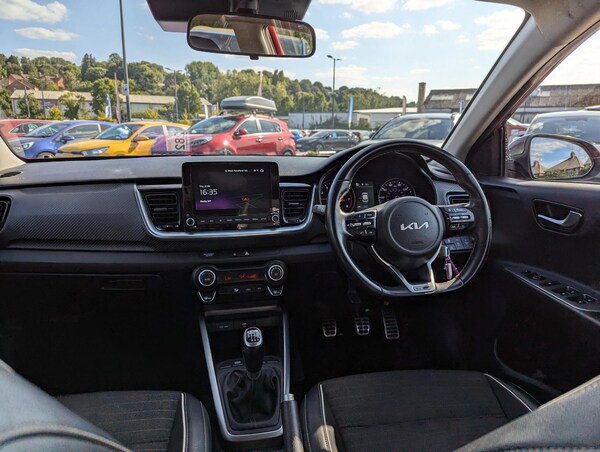 Used Kia Stonic 2022 for sale - 76152522: Photo 8