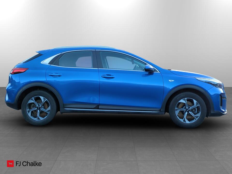 Used Kia XCeed 2023 for sale - 76781702: Photo 2