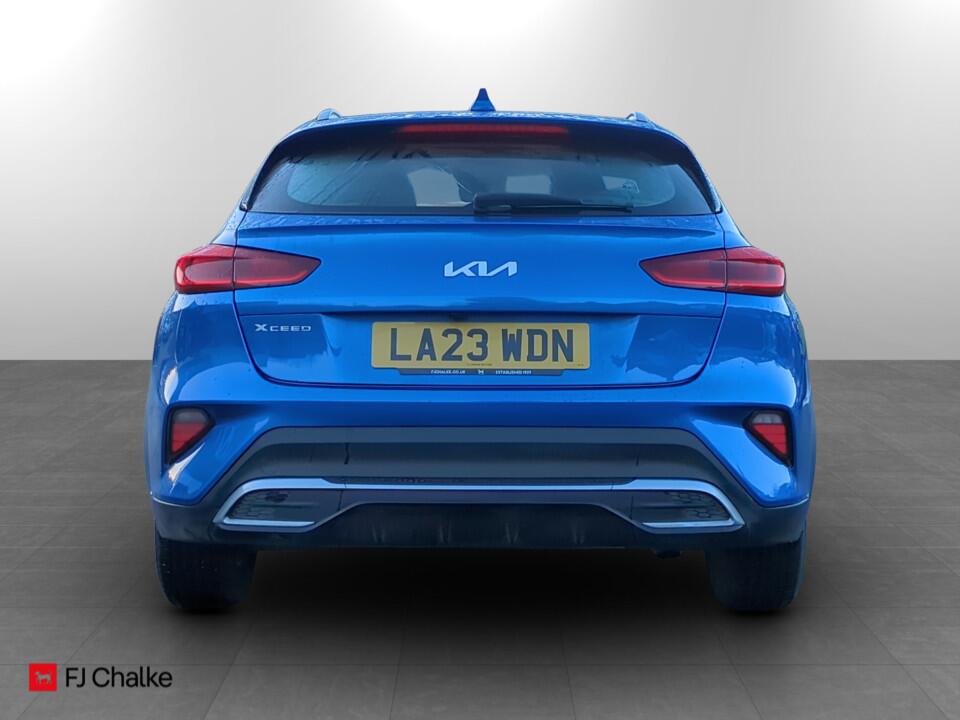 Used Kia XCeed 2023 for sale - 76781702: Photo 3