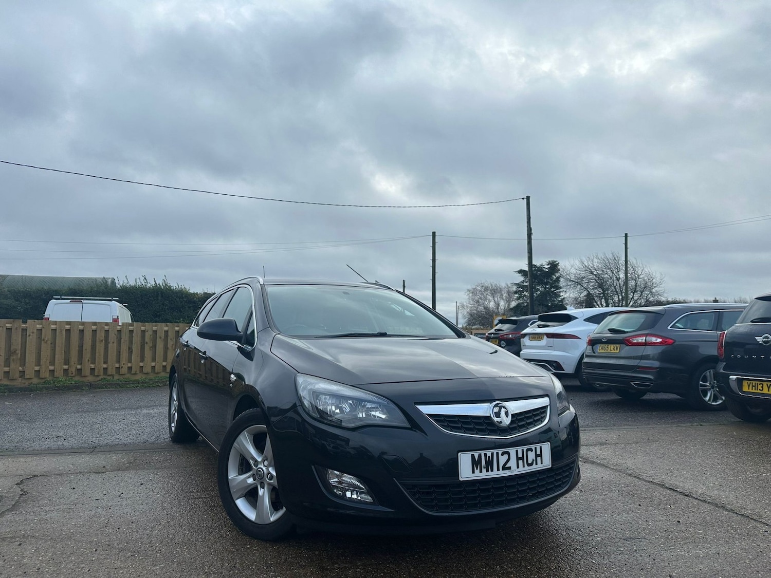 Used Vauxhall Astra 2012 for sale - 76725592: Photo 1