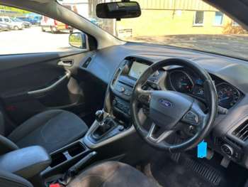 Used Ford Focus 2017 for sale - 73703856: Photo